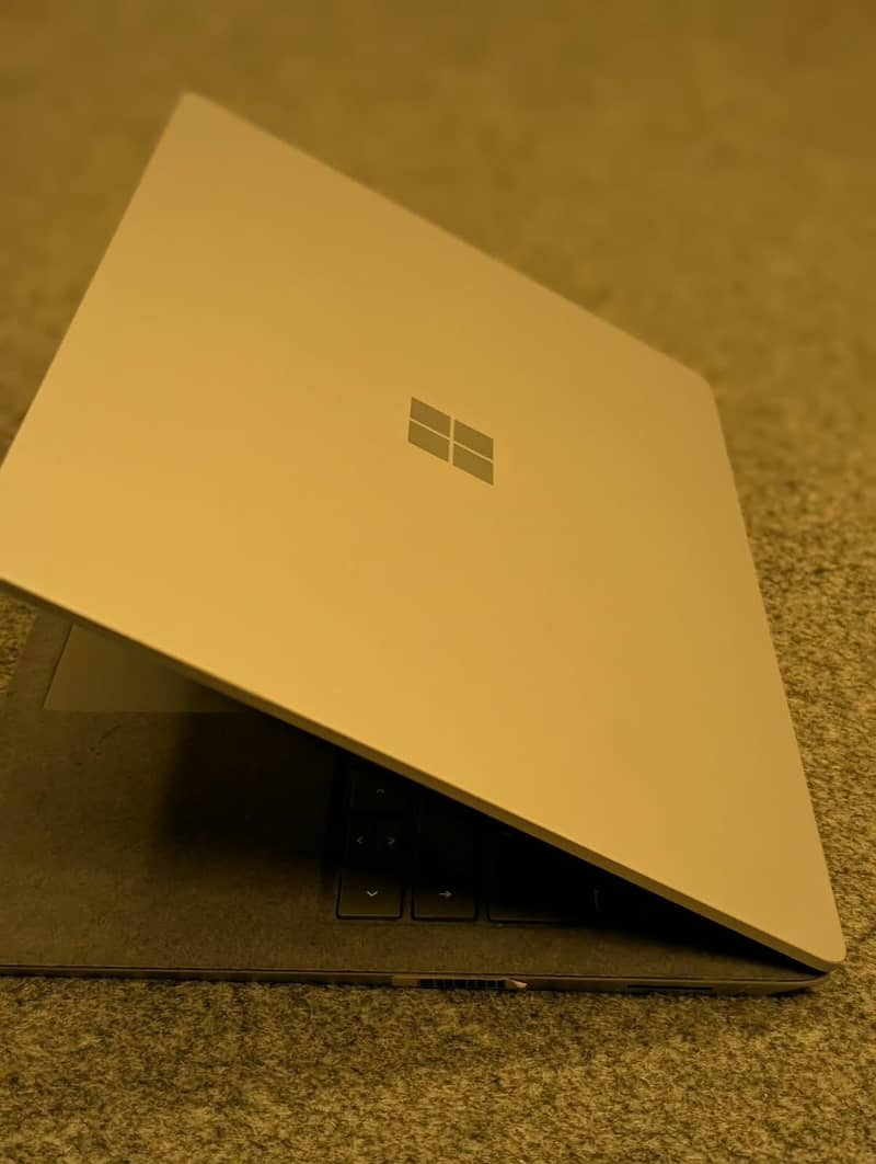 Surface Laptop 3 7