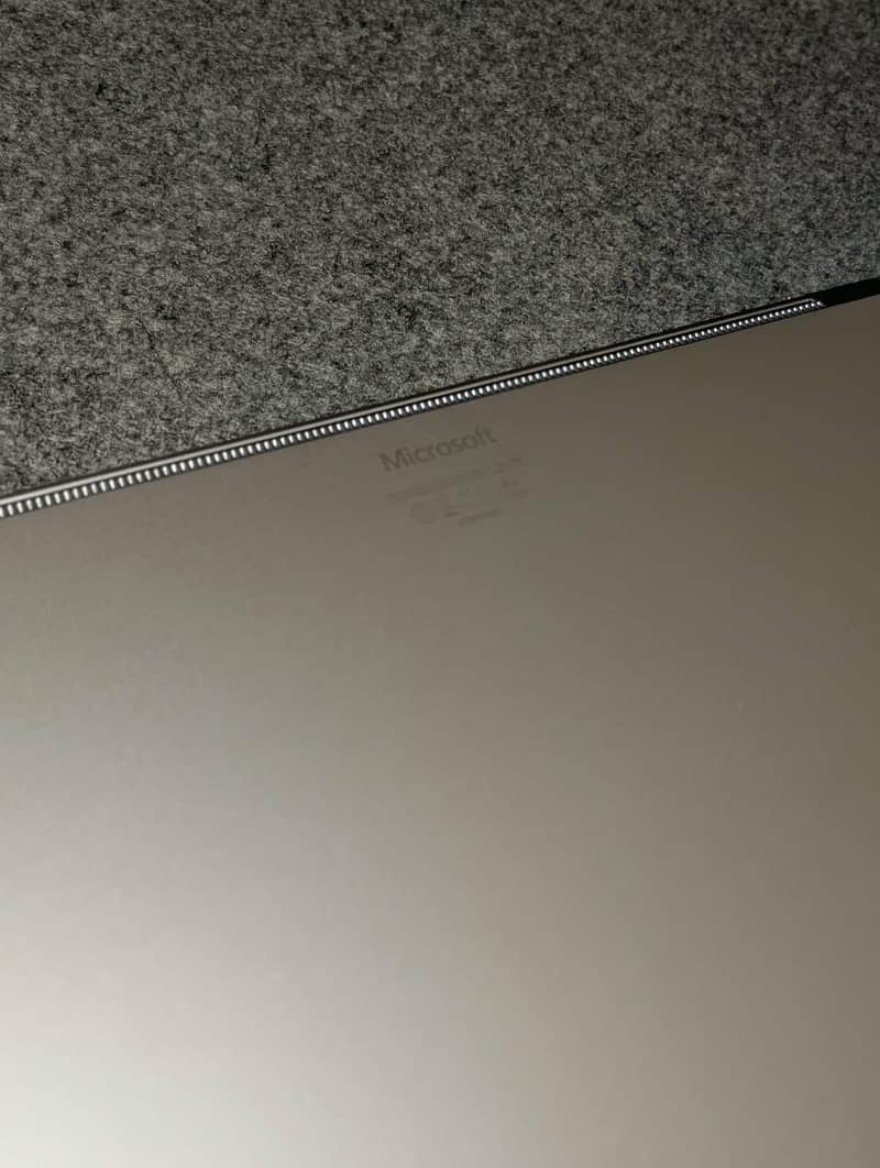 Surface Laptop 3 9