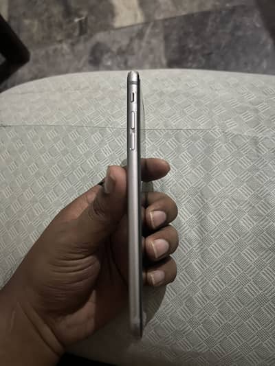 Apple iPhone 6S Plus