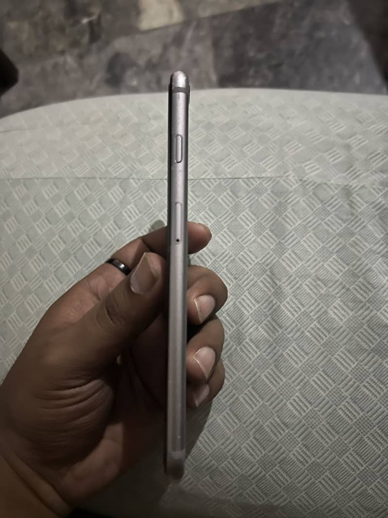 Apple iPhone 6S Plus 3