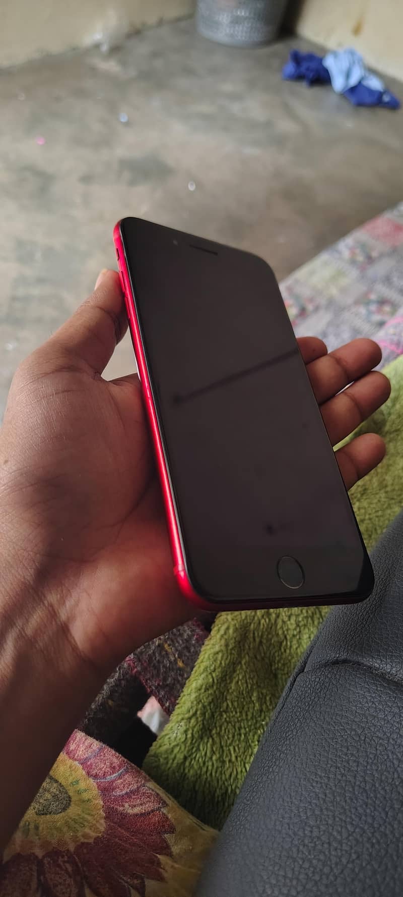 Apple iPhone 8 Plus 1
