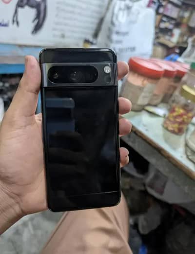Google Pixel 8 Pro Read Ad