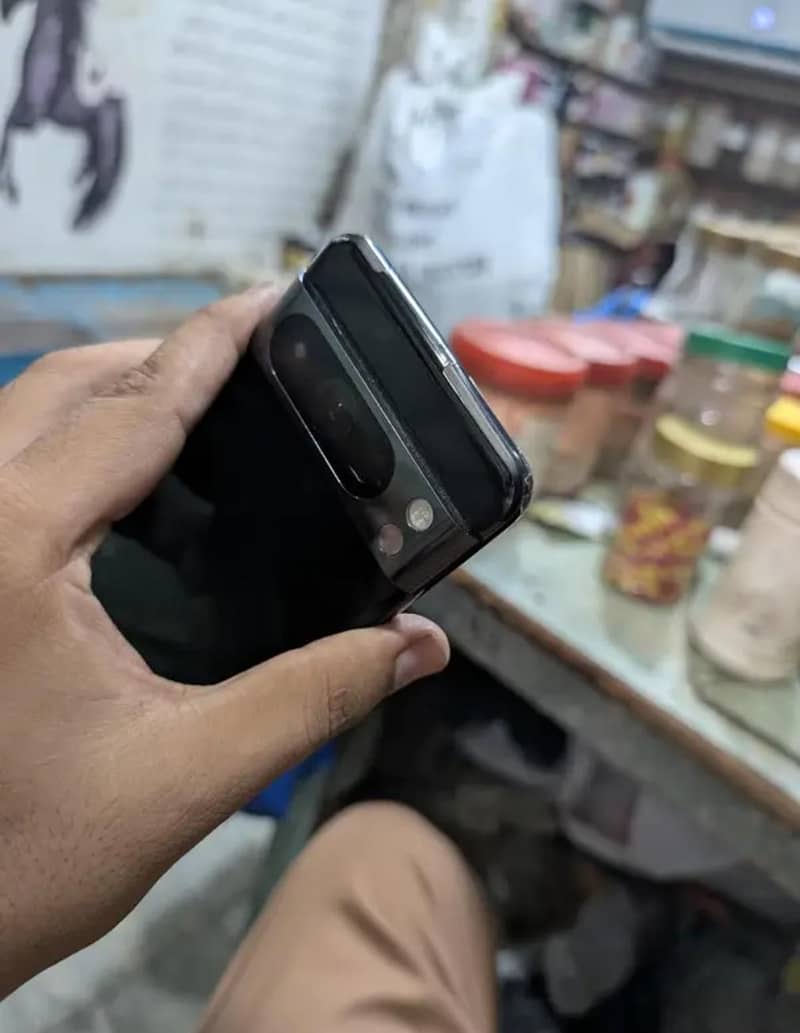 Google Pixel 8 Pro Read Ad 1