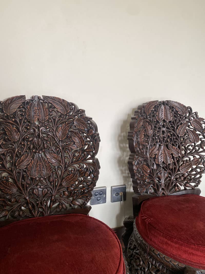 2 SEATER SOFAS 2