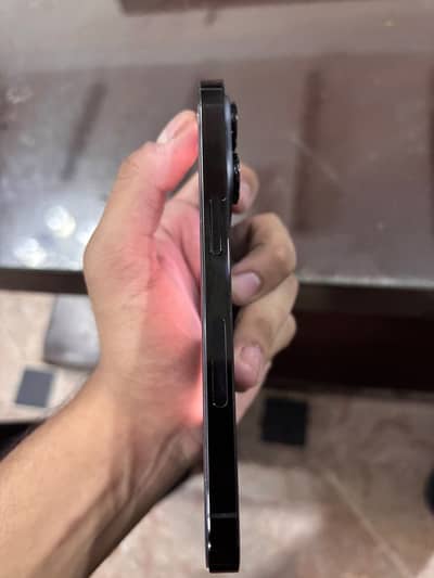 Apple iPhone 14 Pro jv