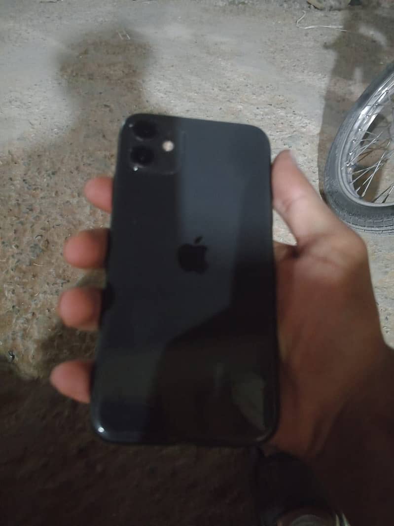 Apple iPhone 11 0