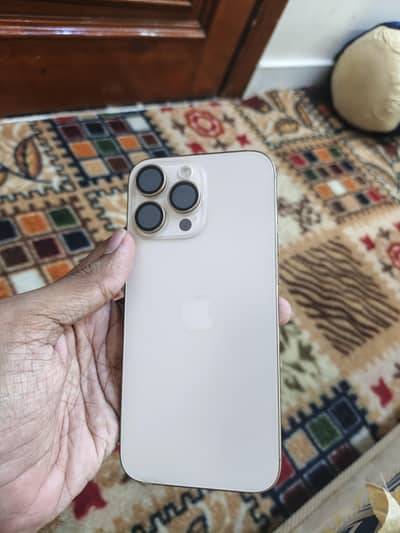 Apple iPhone 16 Pro Max