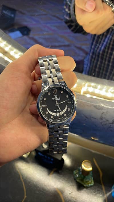 Sveston modicci watch with box and complete accessories