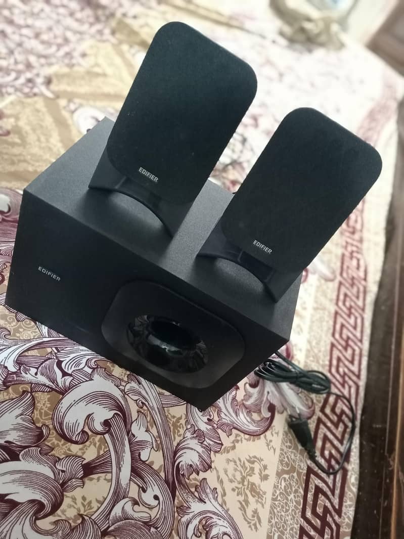 Edifier Bluetooth Woofer 1