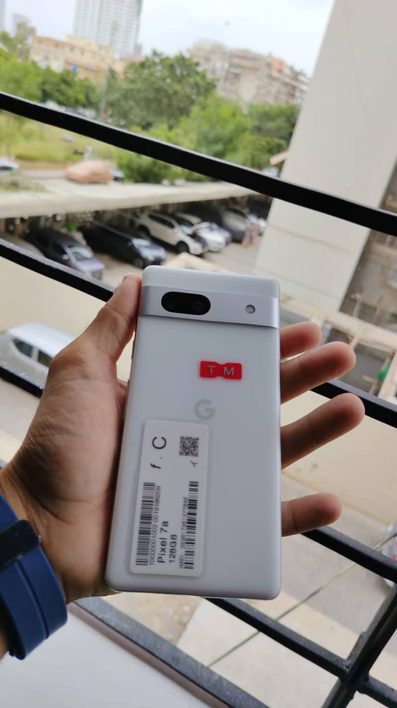 Google Pixel 7a 1