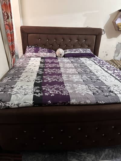 Premium quality Bed + 8” Spring Mattress in Excellent condition