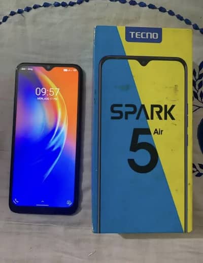 Tecno Spark 5 Air (2/32) with box All OK set ha