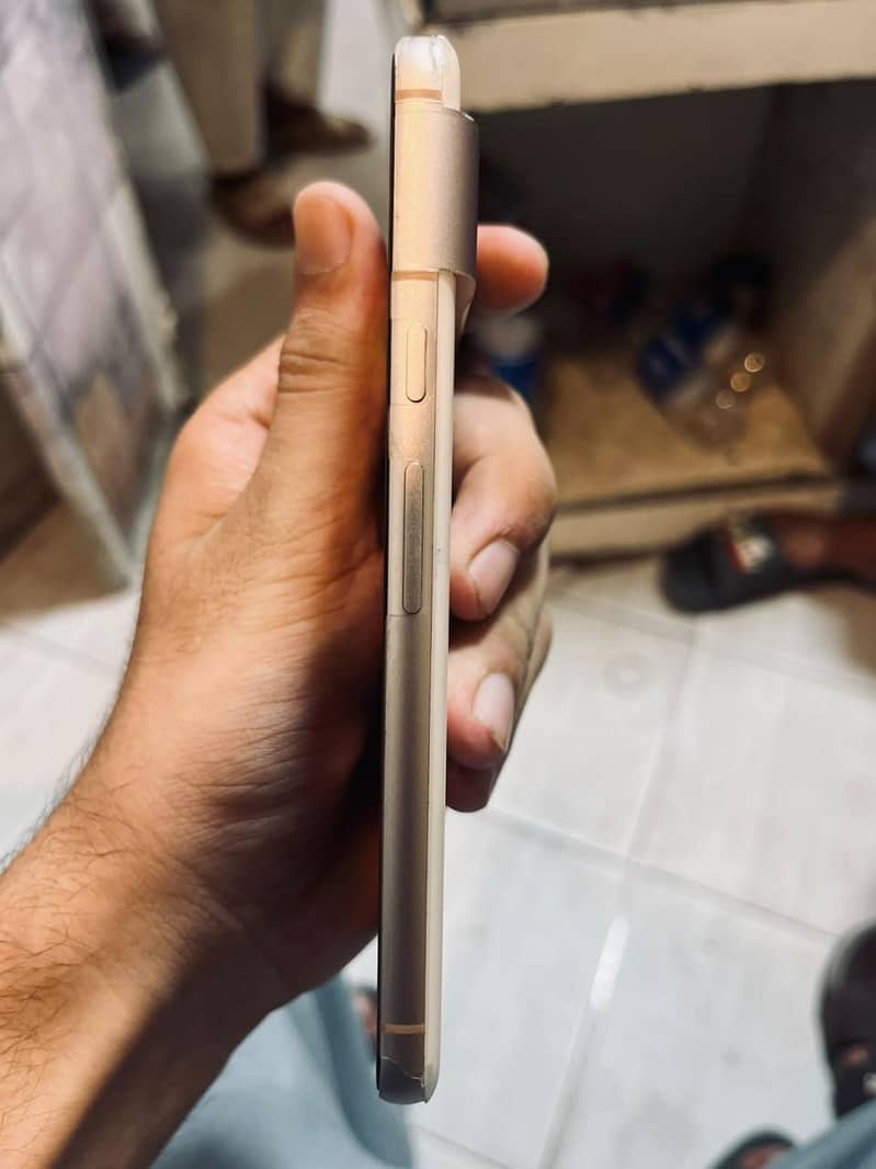 Google Pixel 8 1