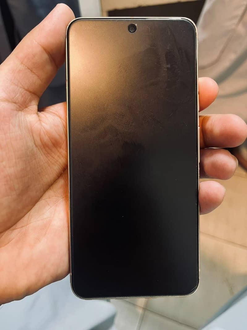 Google Pixel 8 2