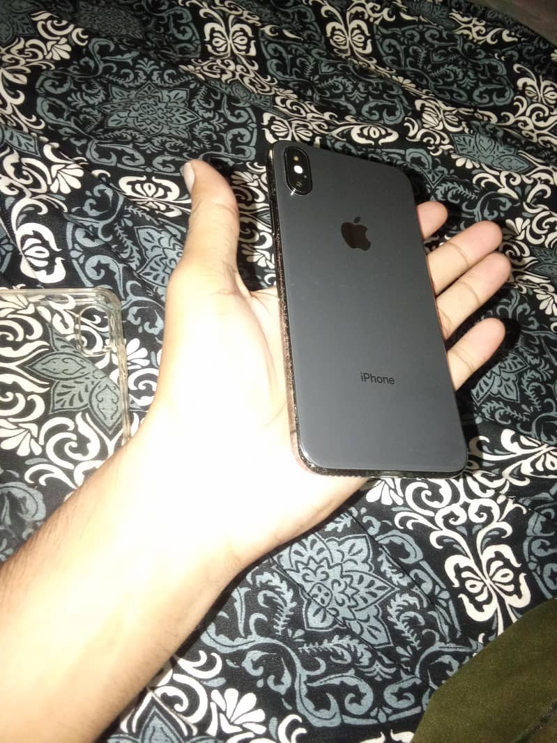Apple iPhone X 0
