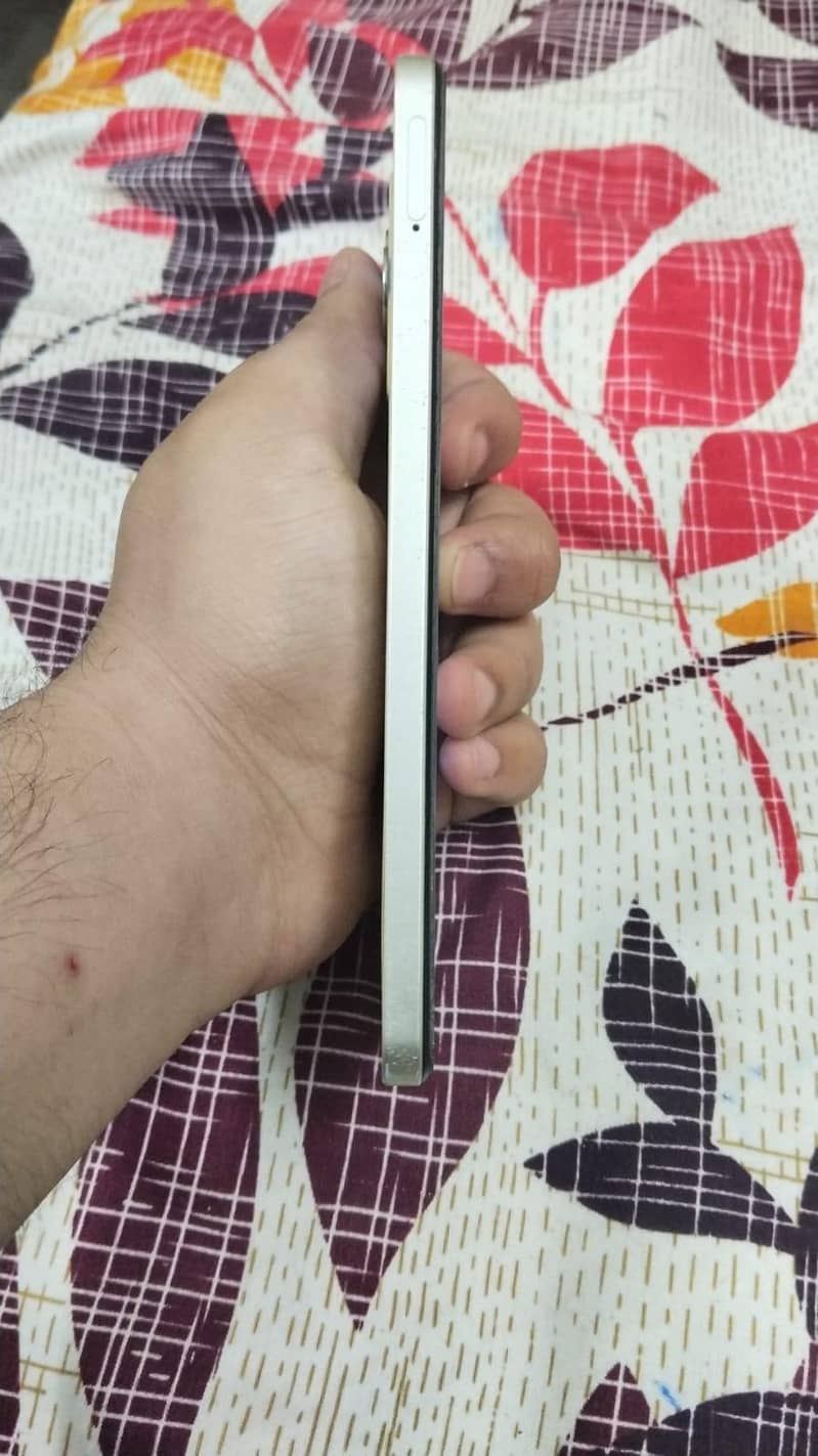 Realme C53 1