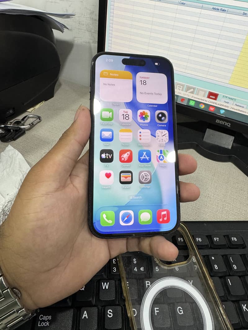 Apple iPhone 15 2