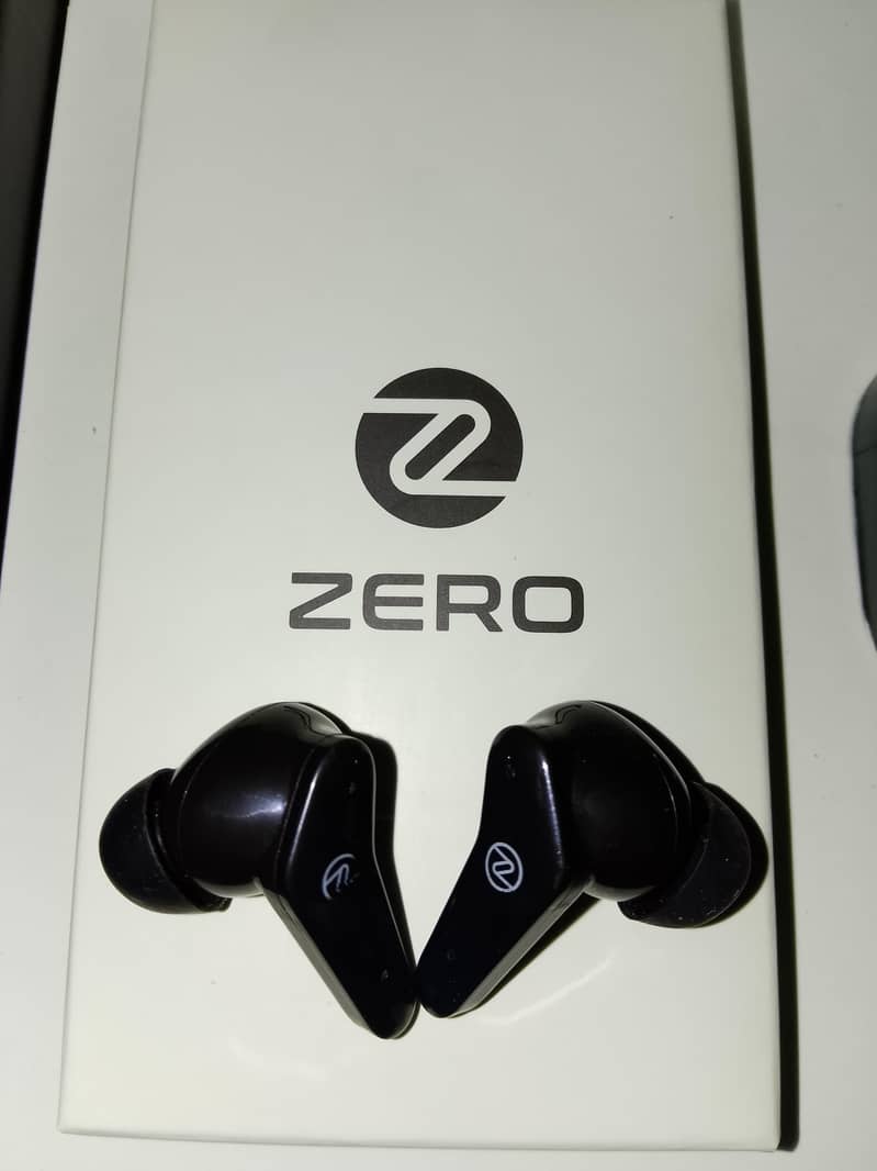 Zero Earbuds 0