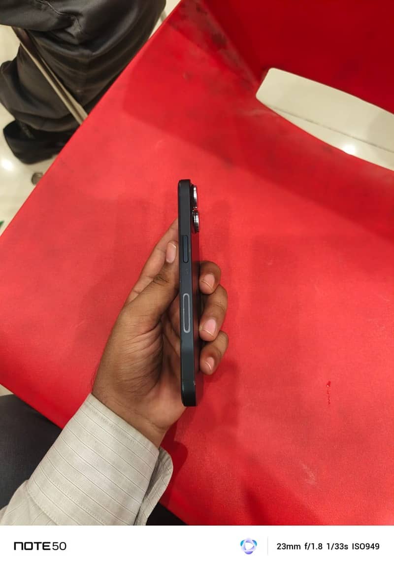 Apple iPhone 14 5