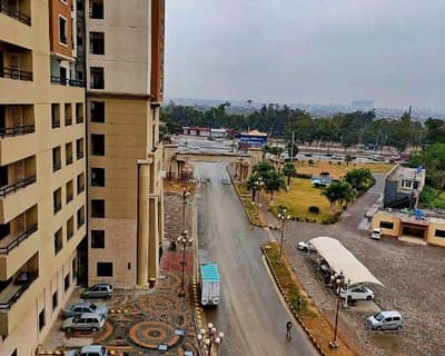 A 1050 Square Feet Flat Located In Zarkon Heights Is Available For Sale