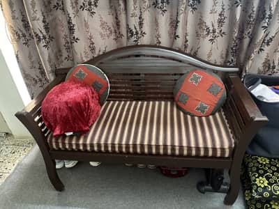 4 seater sofa set (1+1+2]