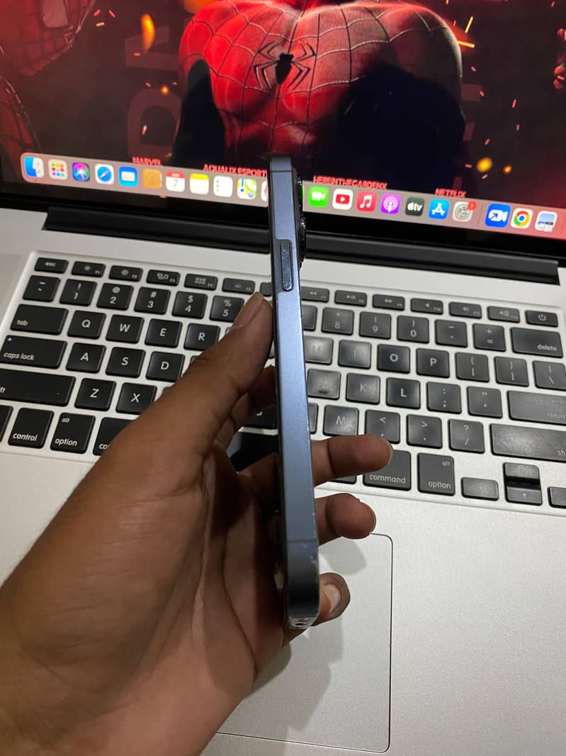Apple iPhone 13 Pro 1