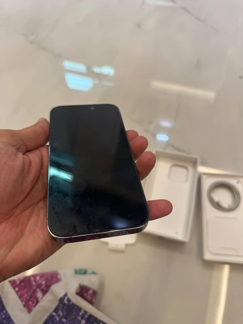 Apple iPhone 14 Pro 12
