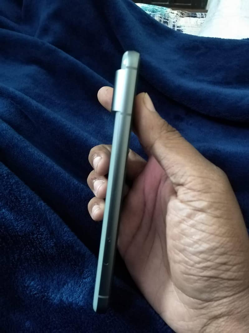 Google Pixel 8 1