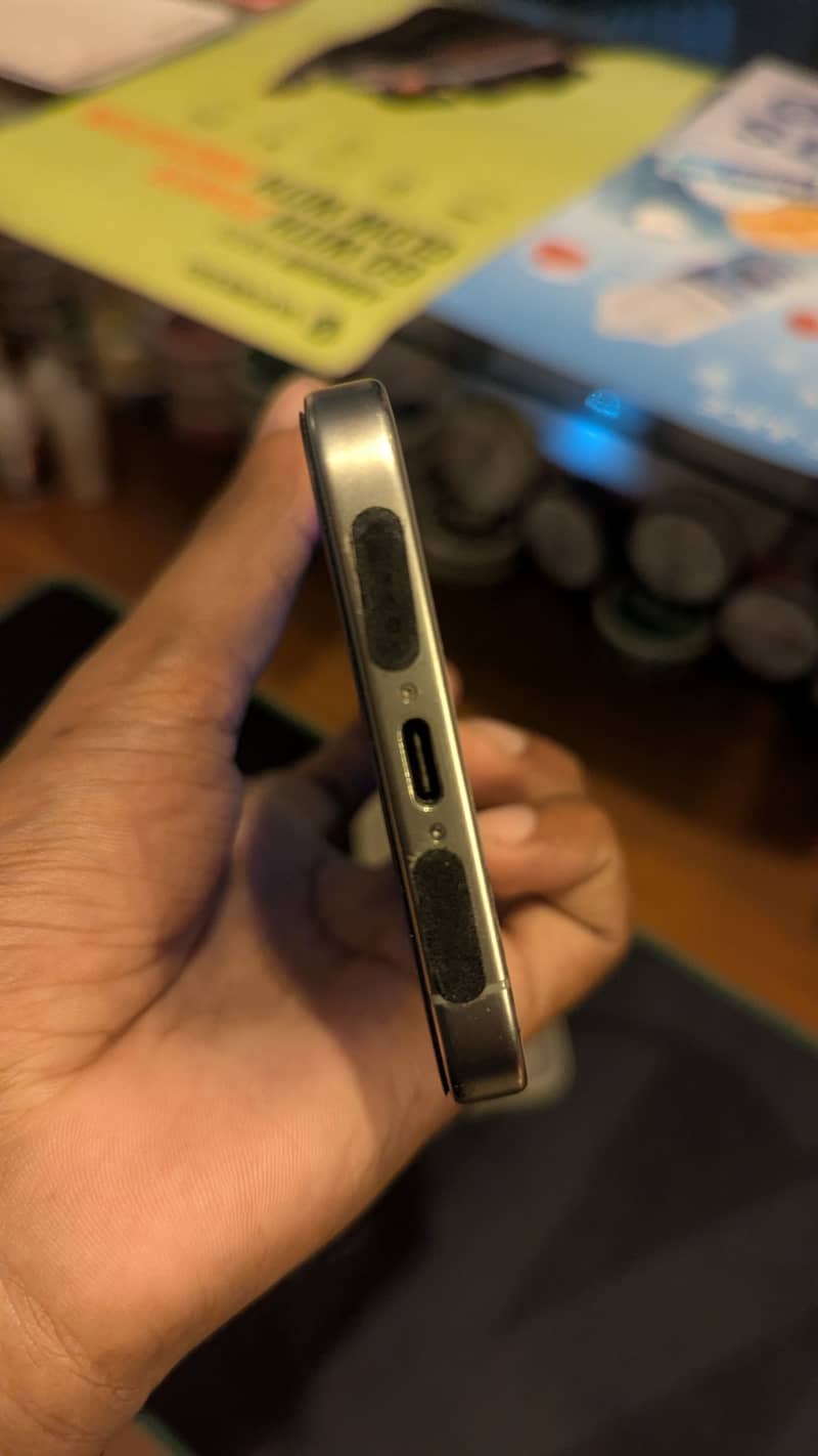 Apple iPhone 15 Pro Max 3