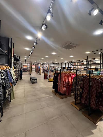 1 kanal double story hall available for rent