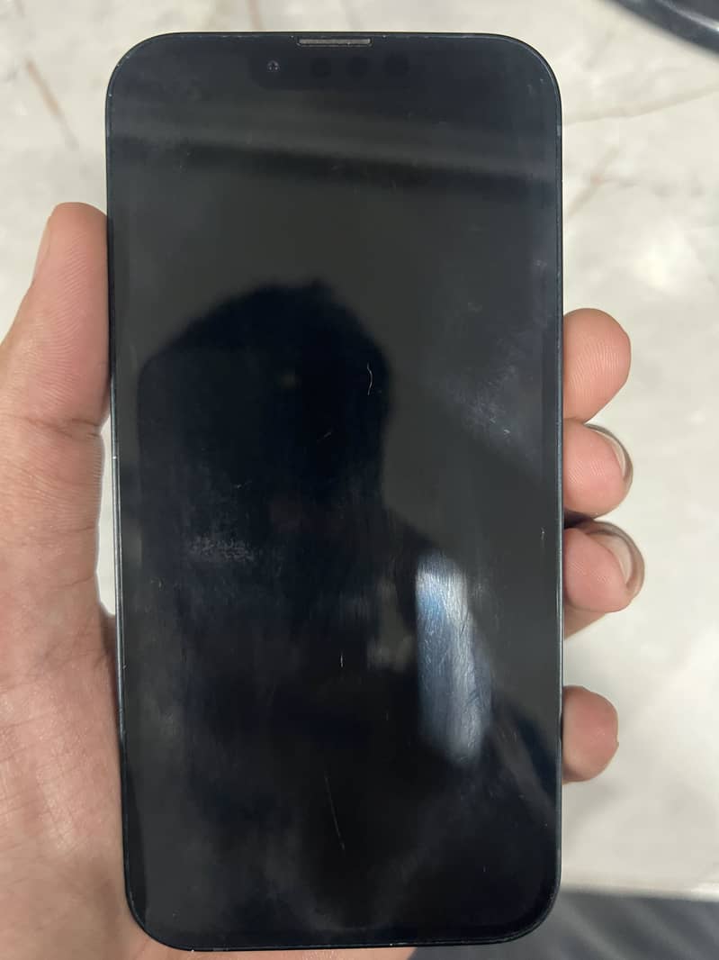 Apple iPhone 14 4