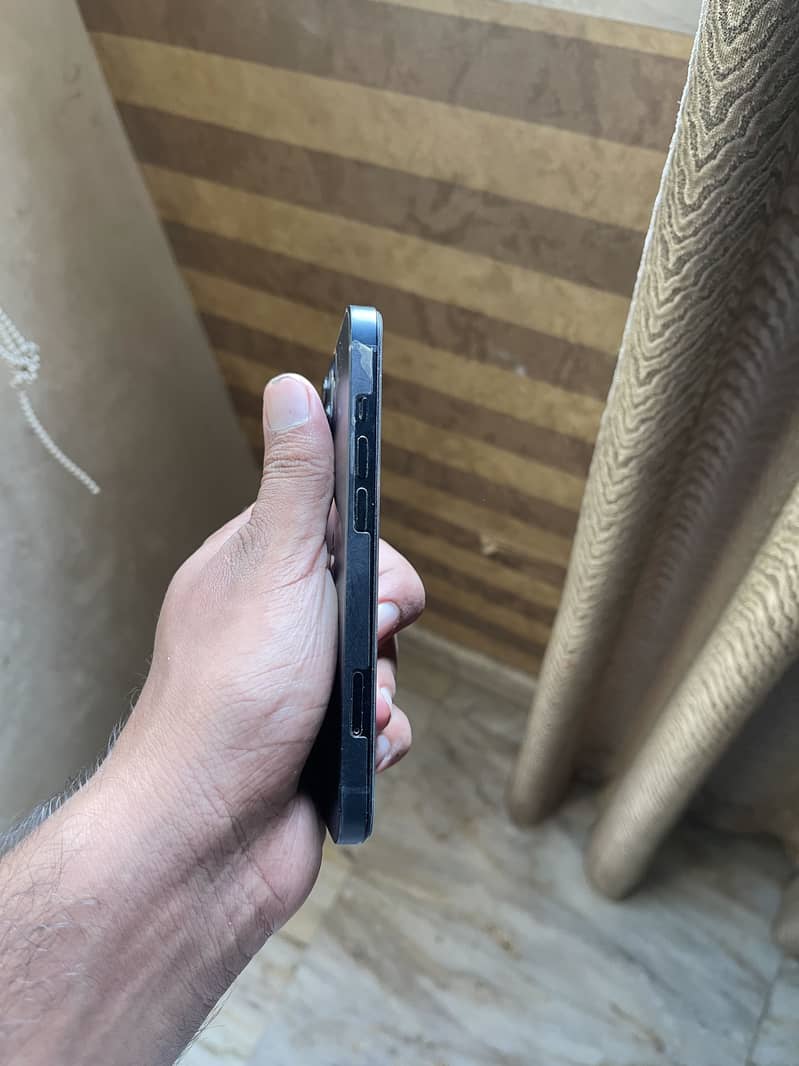 Iphone 13 3