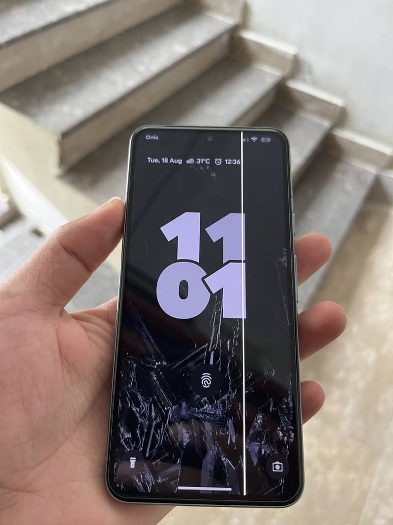 Google Pixel 8 3