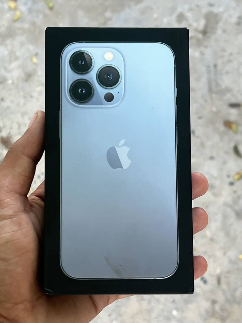 Apple iPhone 13 Pro 4