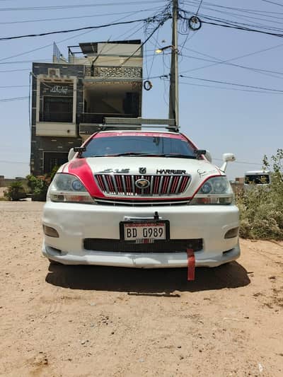 Toyota Lexus harrier model 2003 registered 2005