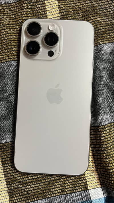 Apple iPhone 15 Pro Max jv