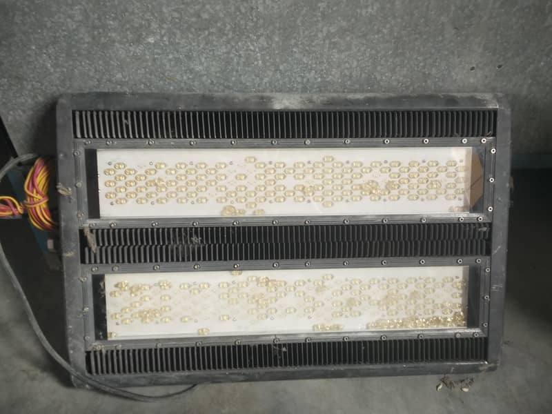 LED light 0