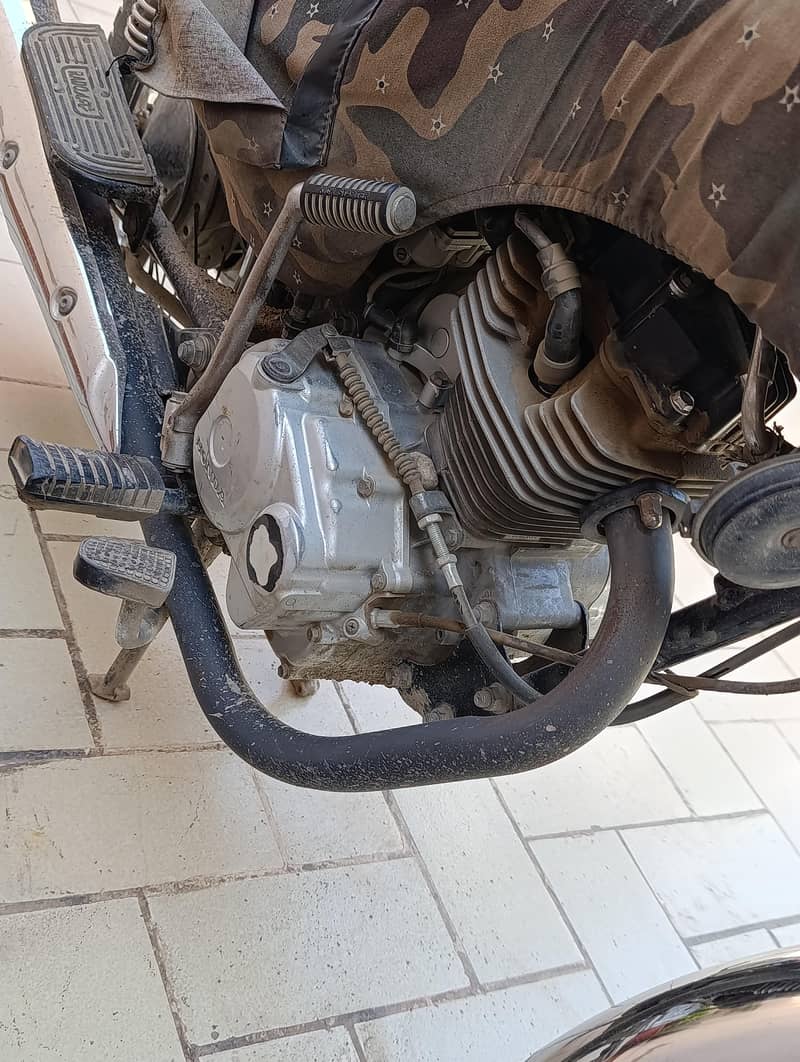 CG 125 Sealed engine 2