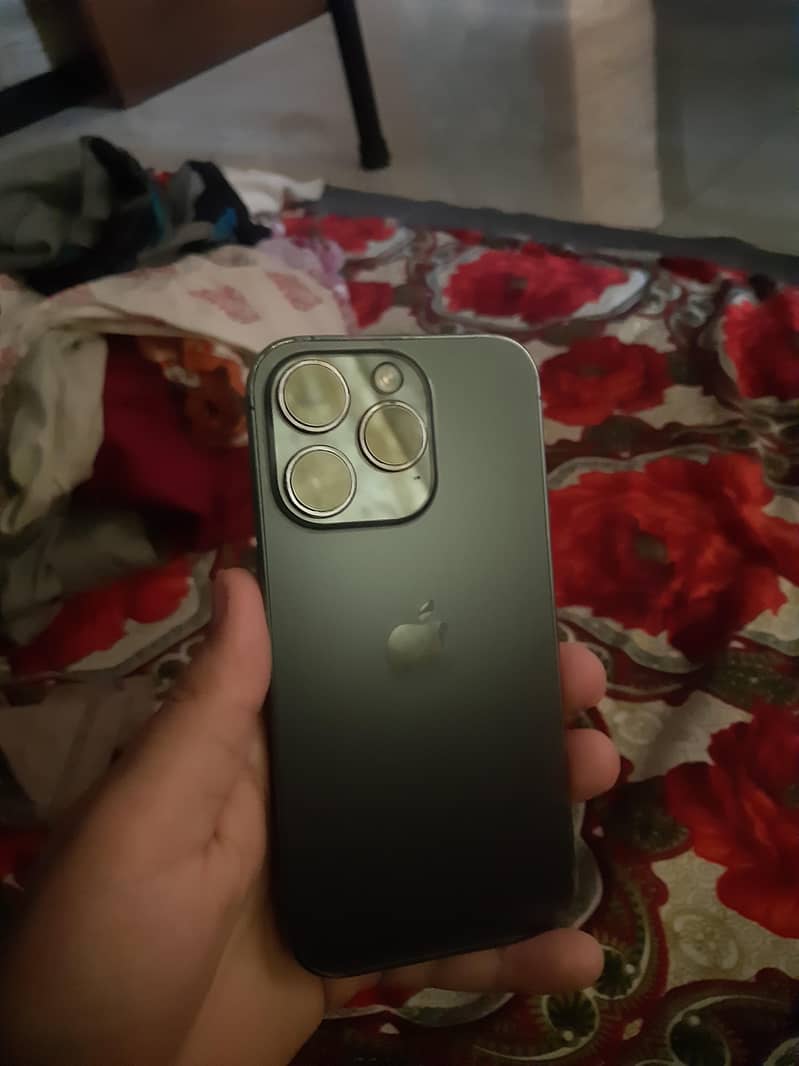 Apple iPhone 14 Pro 3