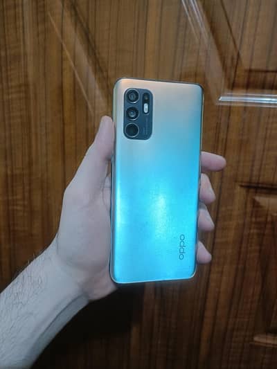 OPPO Reno6 8 128 with box minor shade