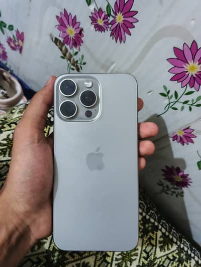 Apple iPhone 15 Pro Max