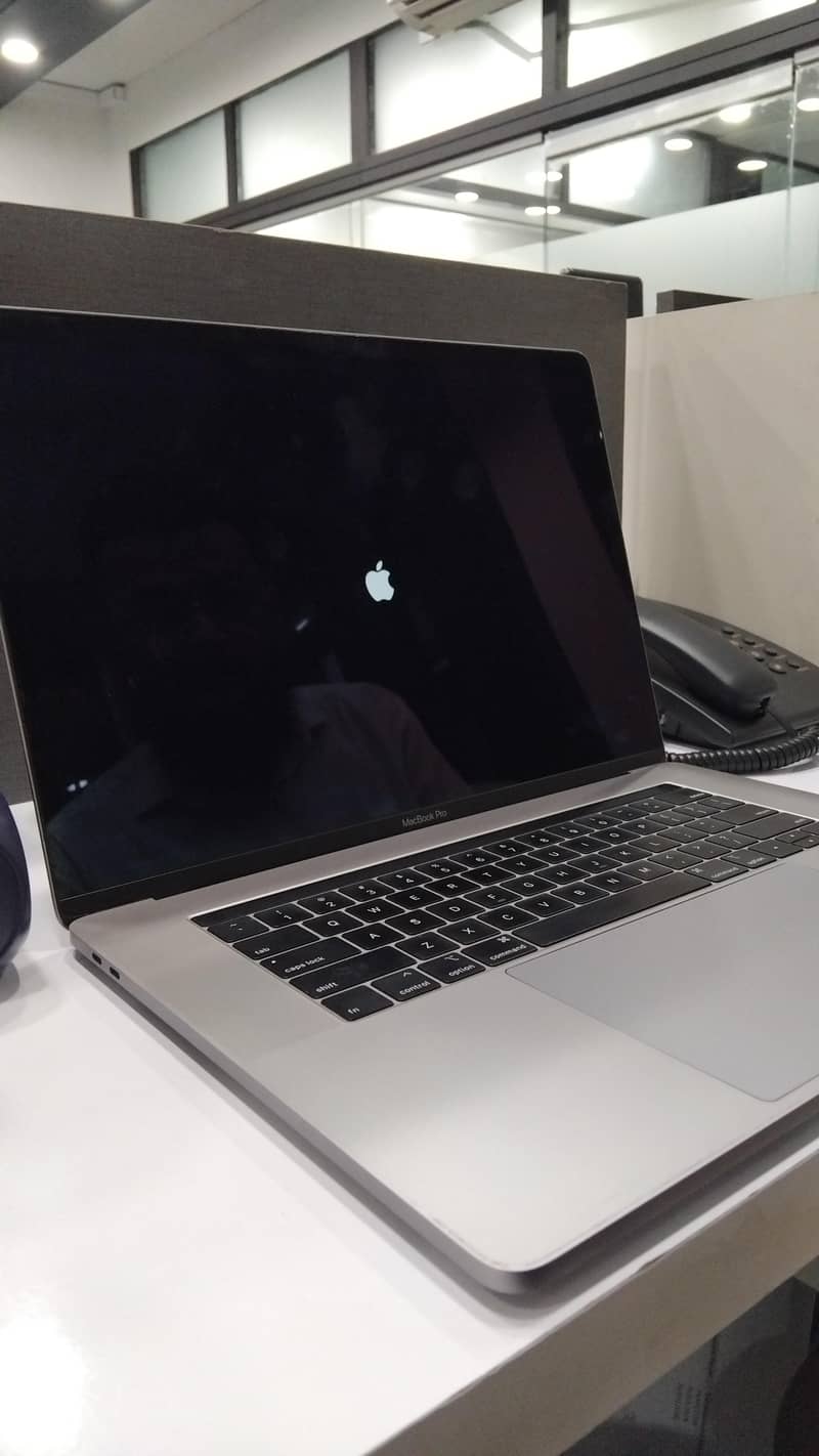 MACBOOK PRO 2019 2