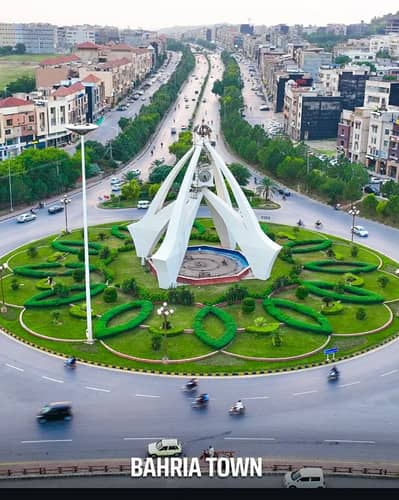 10 MARLA PLOT AT LOWEST PRICE IN DEVELOPED AREA AVAILABLE FOR SALE IN BAHRIA TOWN