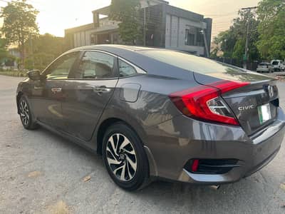 Honda Civic Turbo VTEC CVT 1.5 2017
