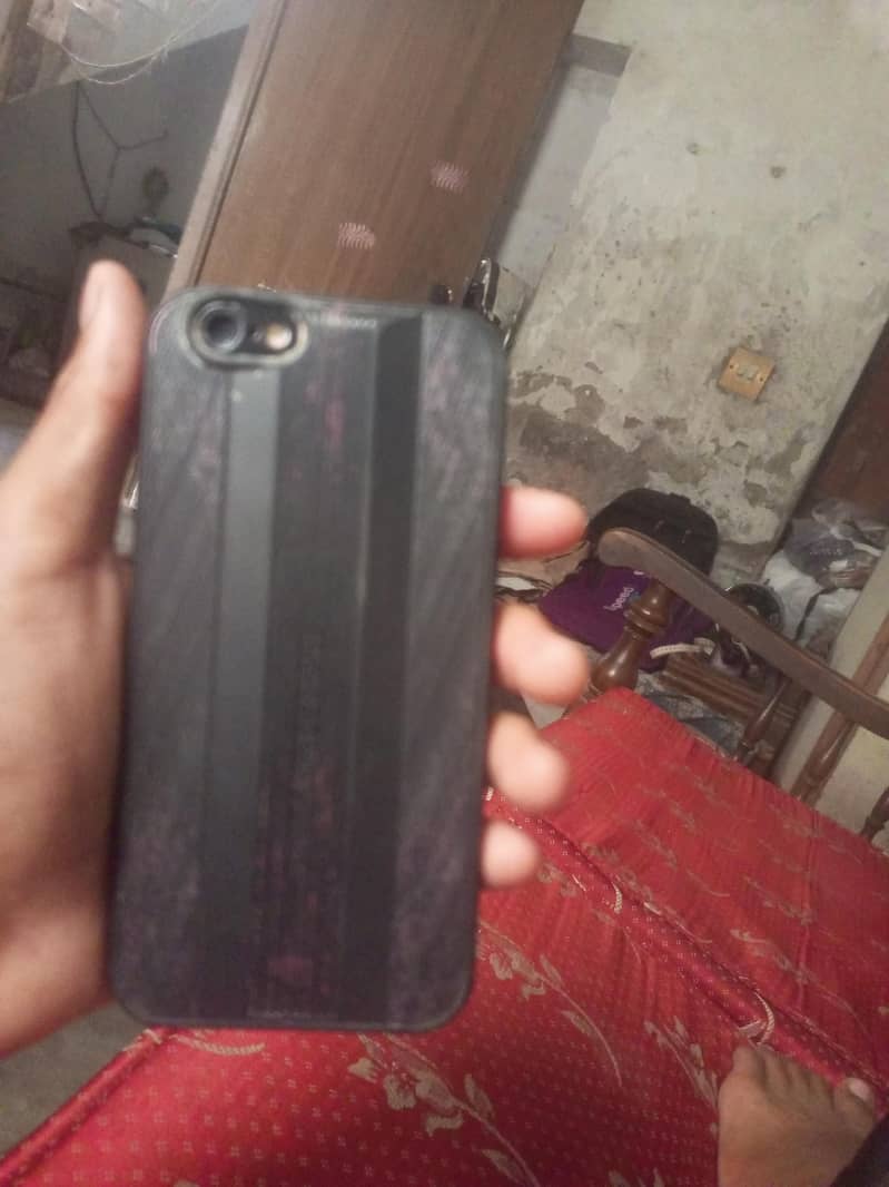 Apple iPhone 6 0