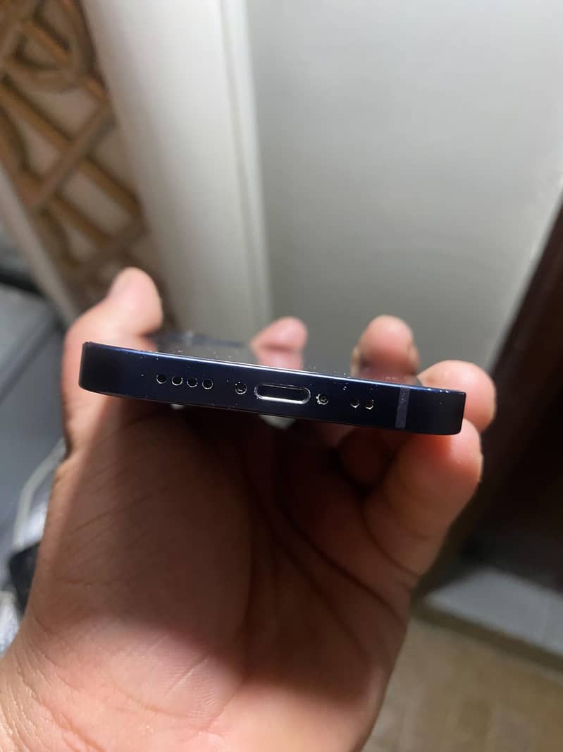 Apple iPhone 12 mini 5
