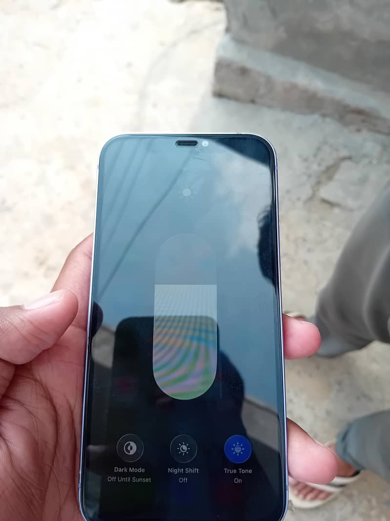 Apple iPhone 12 2