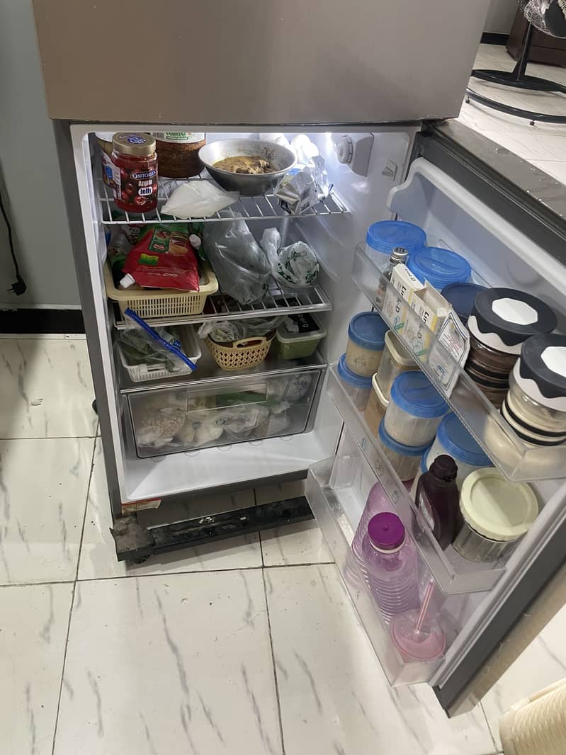 haier refrigater 2