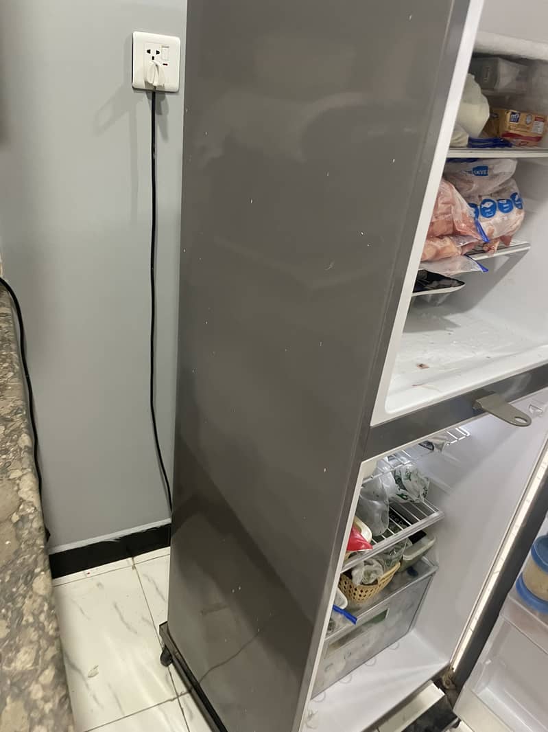 haier refrigater 4
