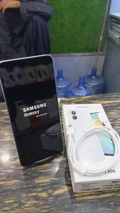 Samsung Mobile A06